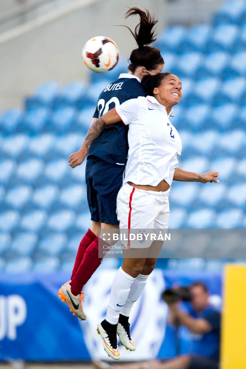 s Sydney Leroux