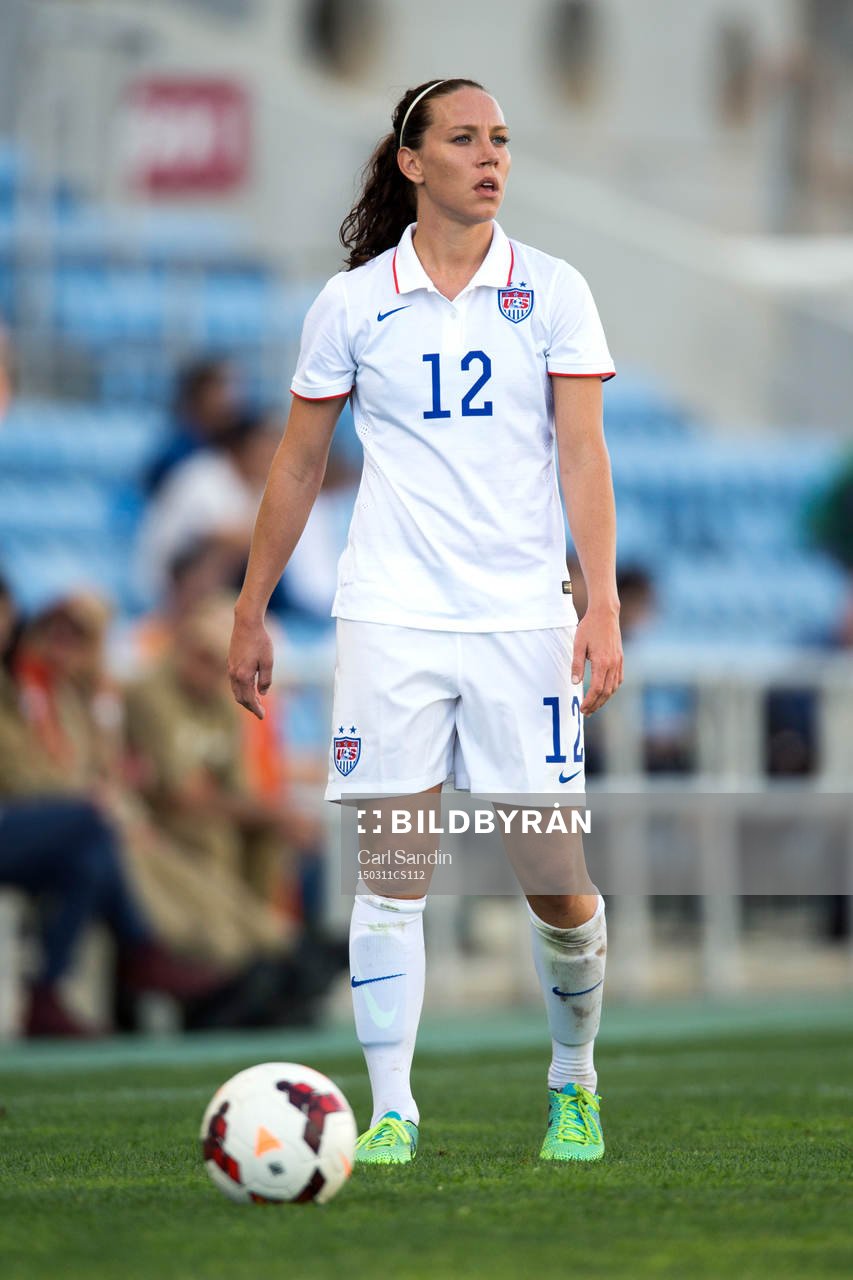 s Lauren Holiday