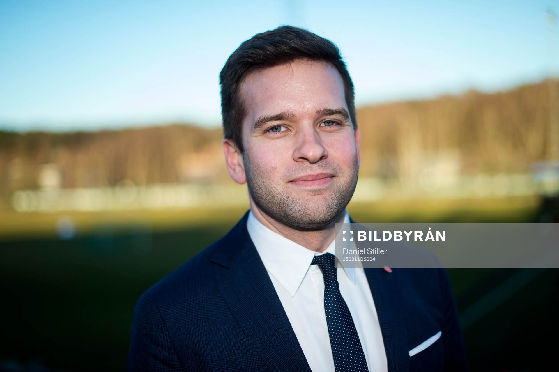 Idrottsministern Gabriel Wikström fotograferad
