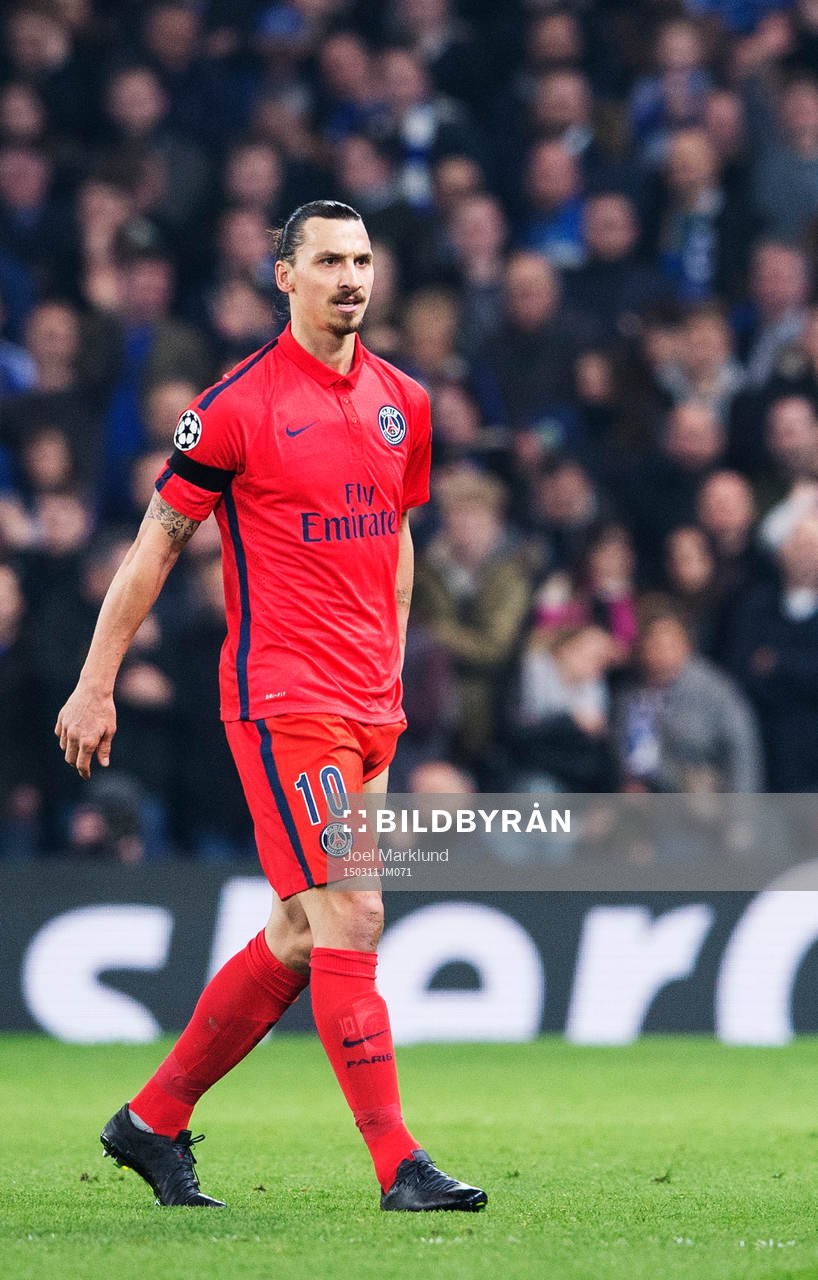 Paris Zlatan Ibrahimovic deppar när han lämnar planen