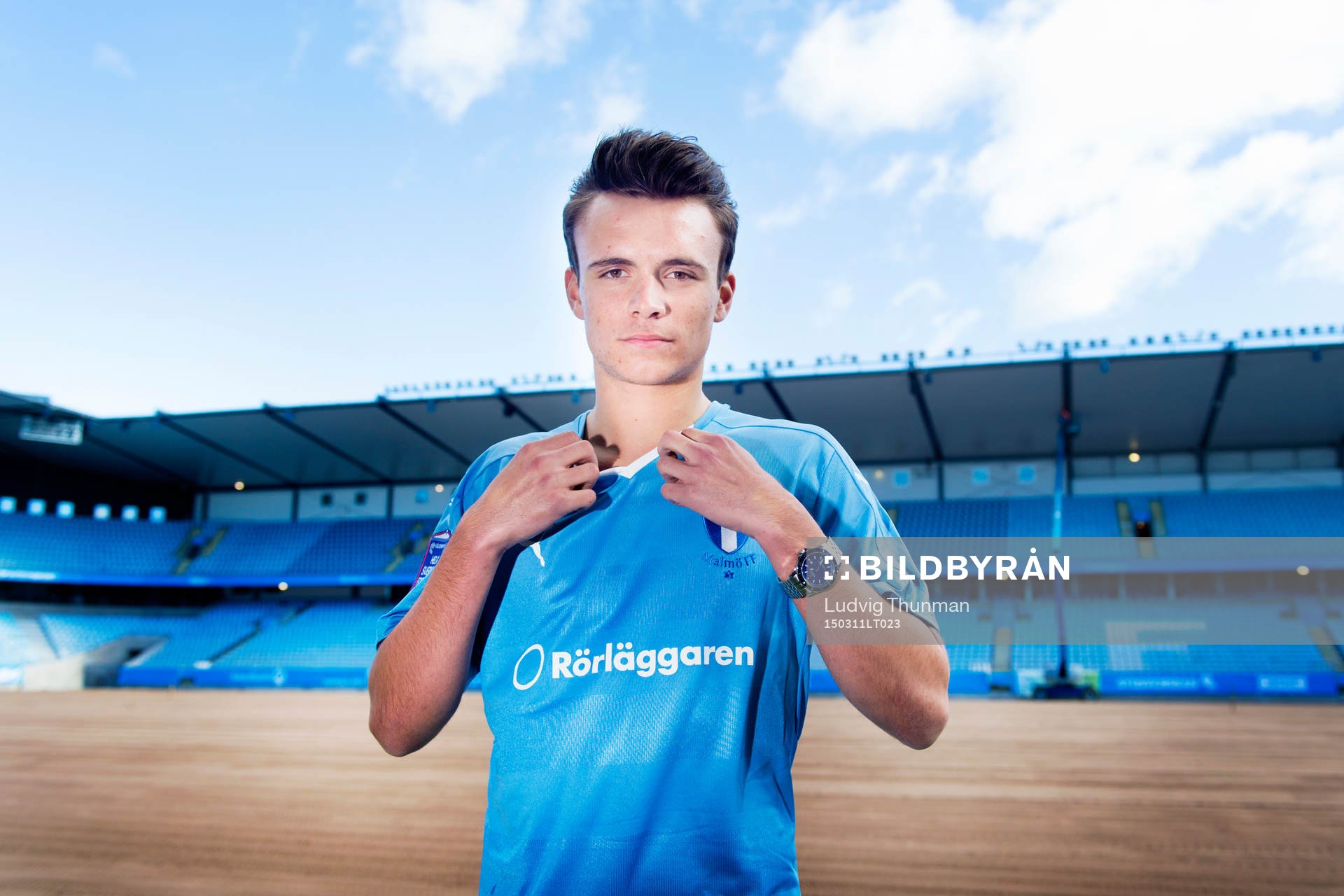 Malmö FFs nyförvärv Andreas Vindheim poserar för ett porträtt efter en presskonferens med Malmö FF den 11 mars 2015 i Malmö. 