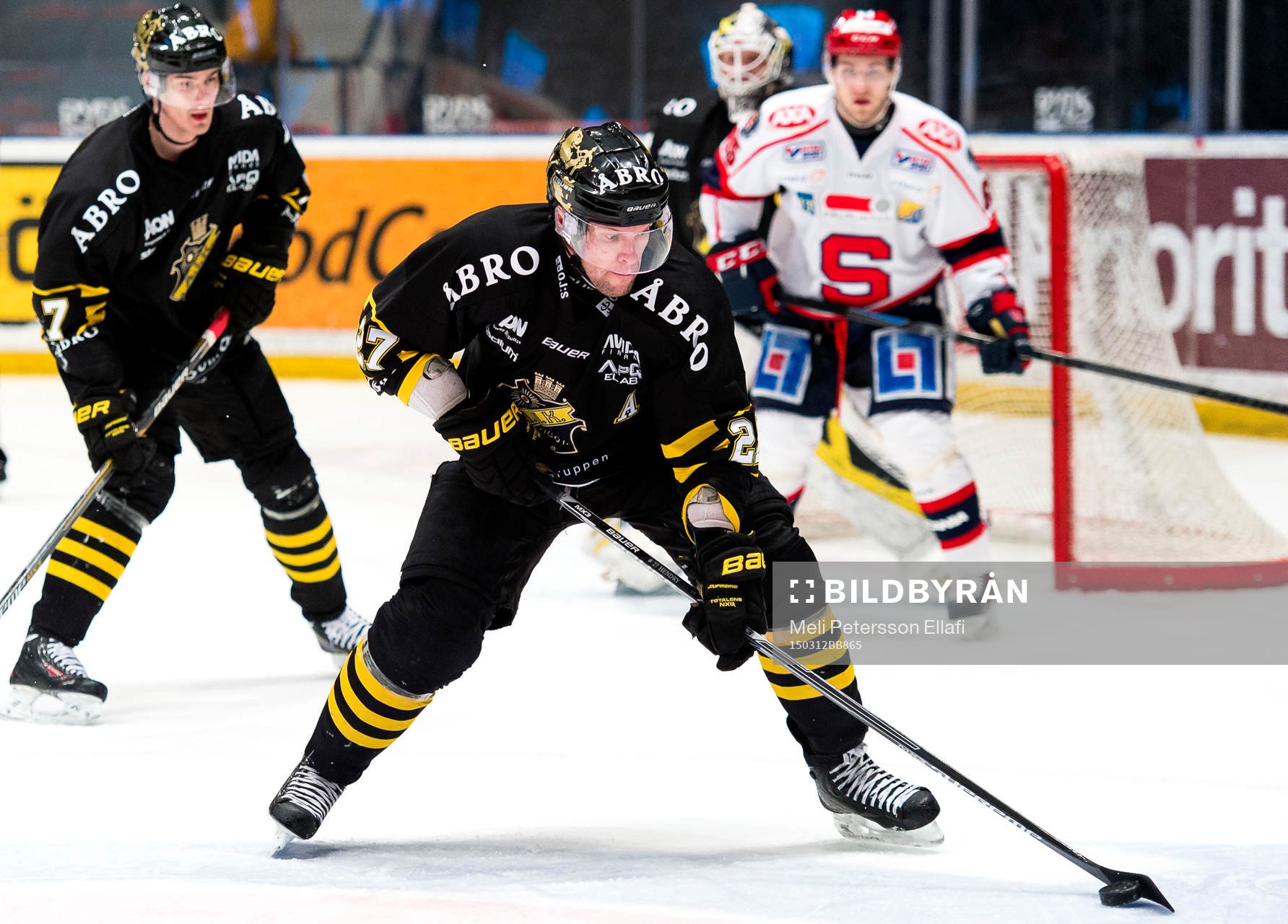 s Jordan Hendry