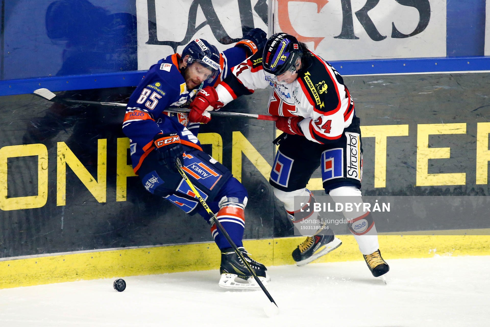 Växjös Liam Reddox och Örebros Petr Zamorsky