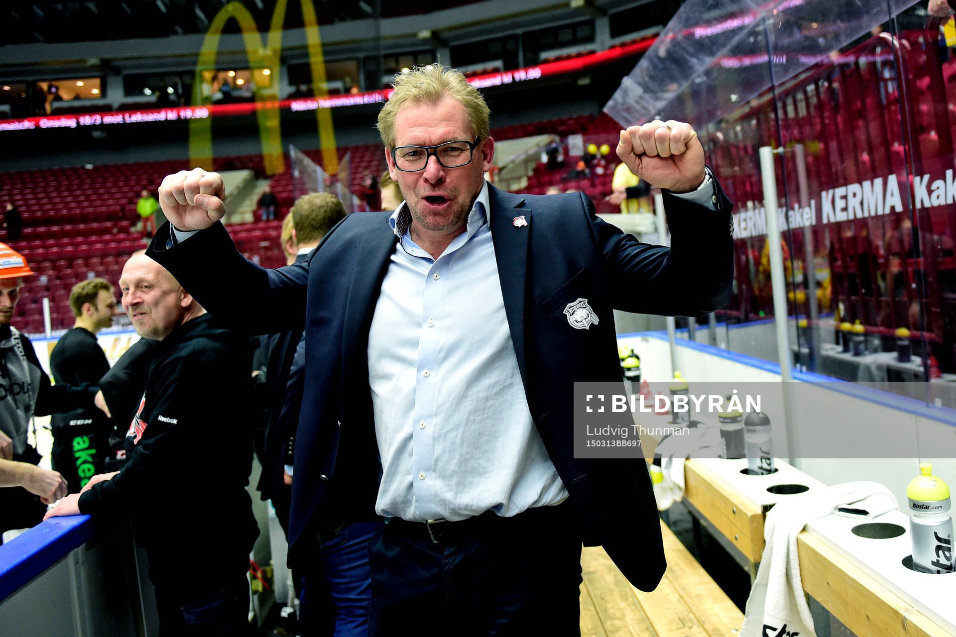 Malmö Redhawks sportchef Patrik Sylvegård jublar