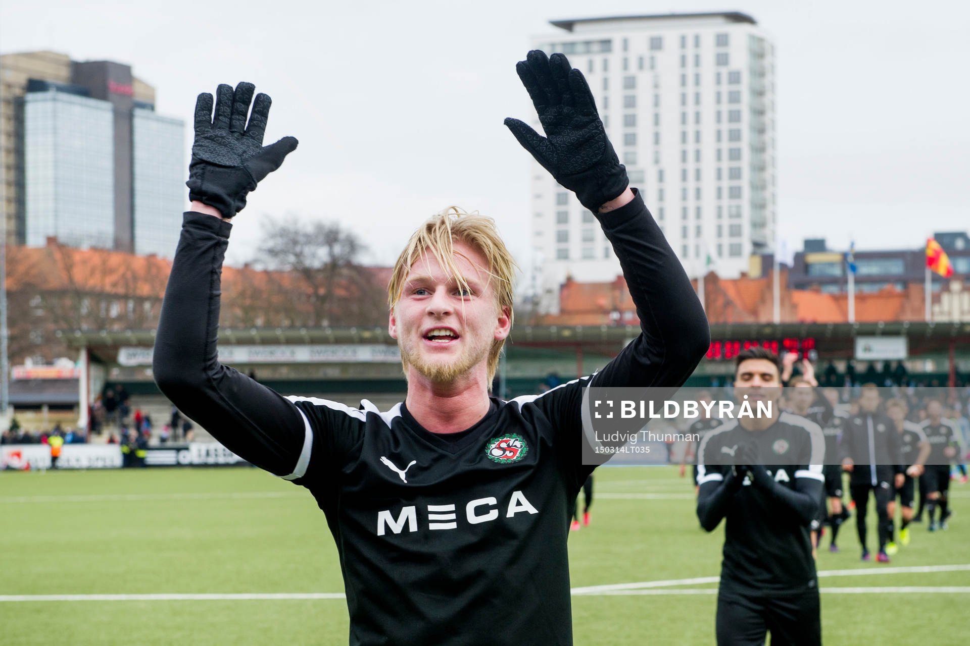 Örebros Karl Holmberg jublar