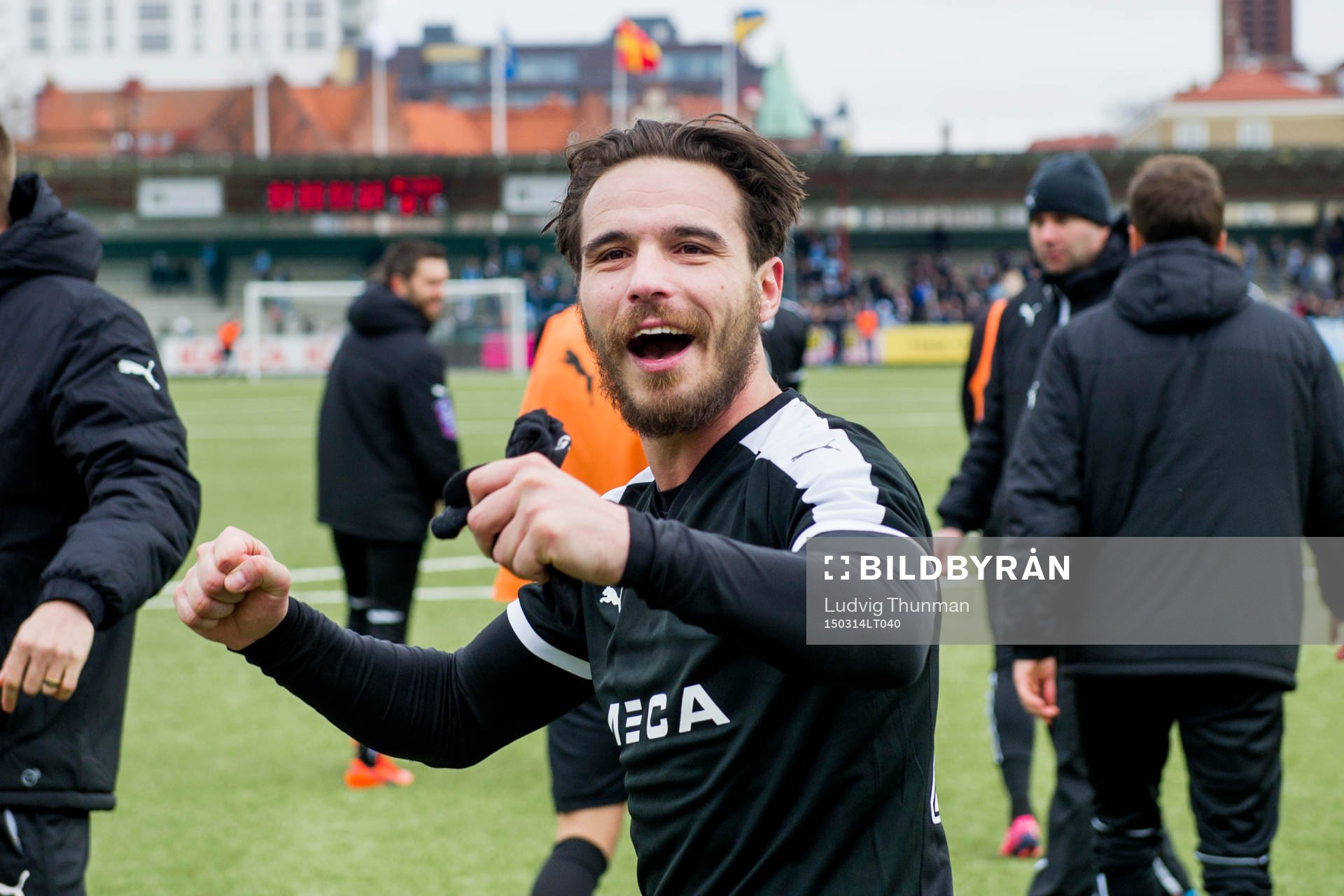 Örebros Nordin Gerzic jublar