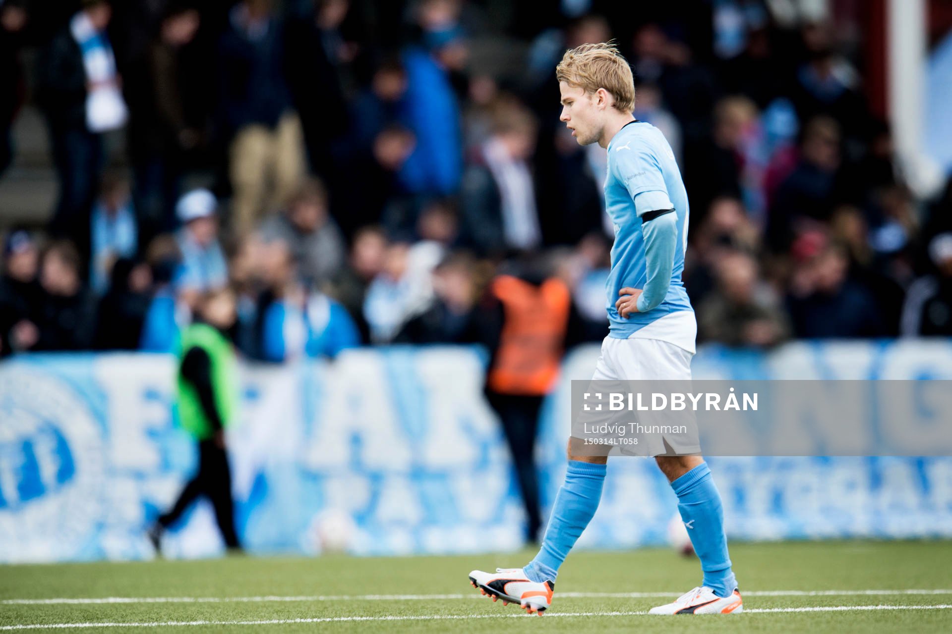 Malmö FFs Oscar Lewicki deppar