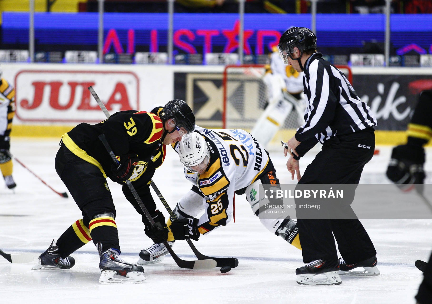 Brynäs Jonas Nordquist och Skellefteå Axel Holmström i