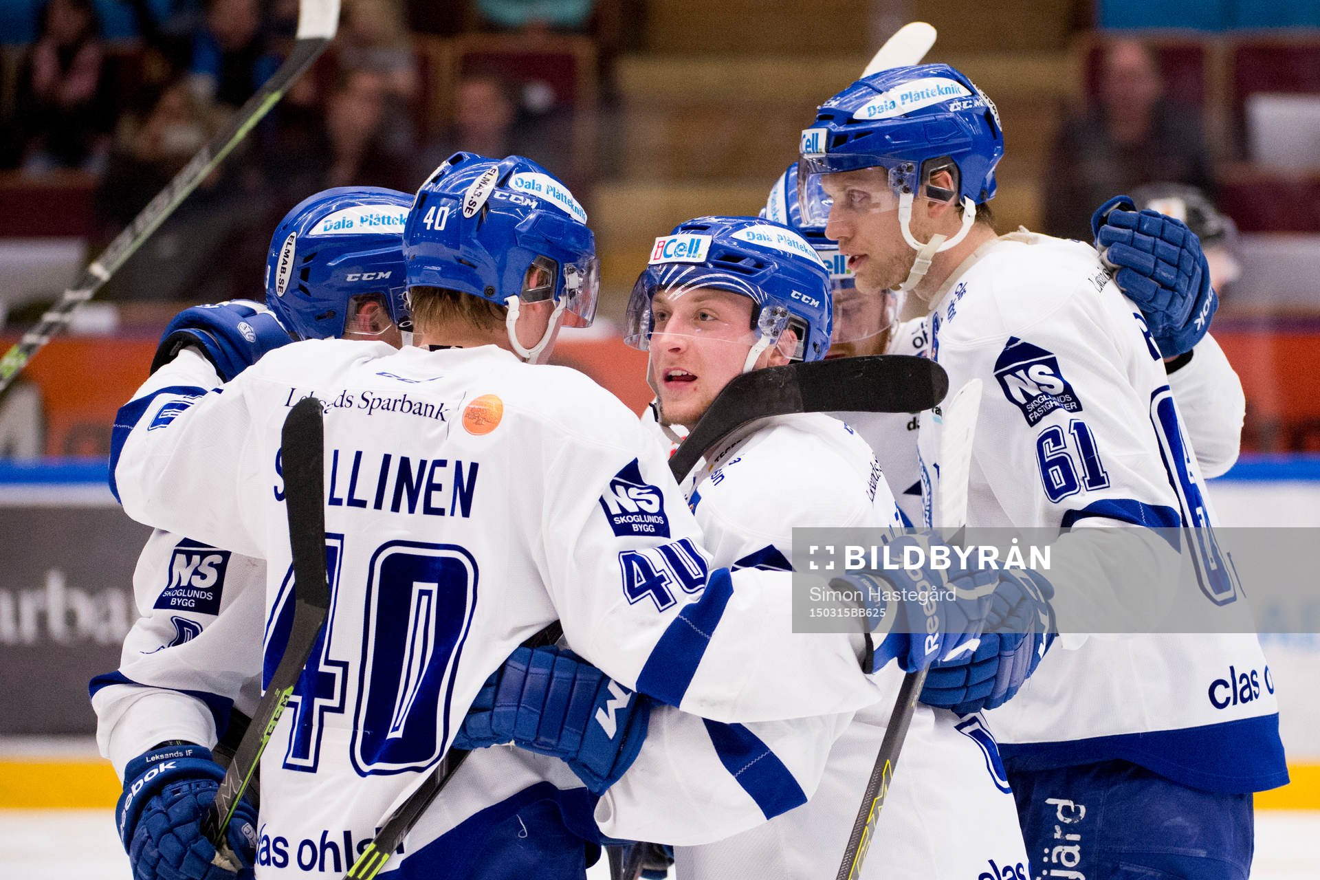 Leksands spelare jublar