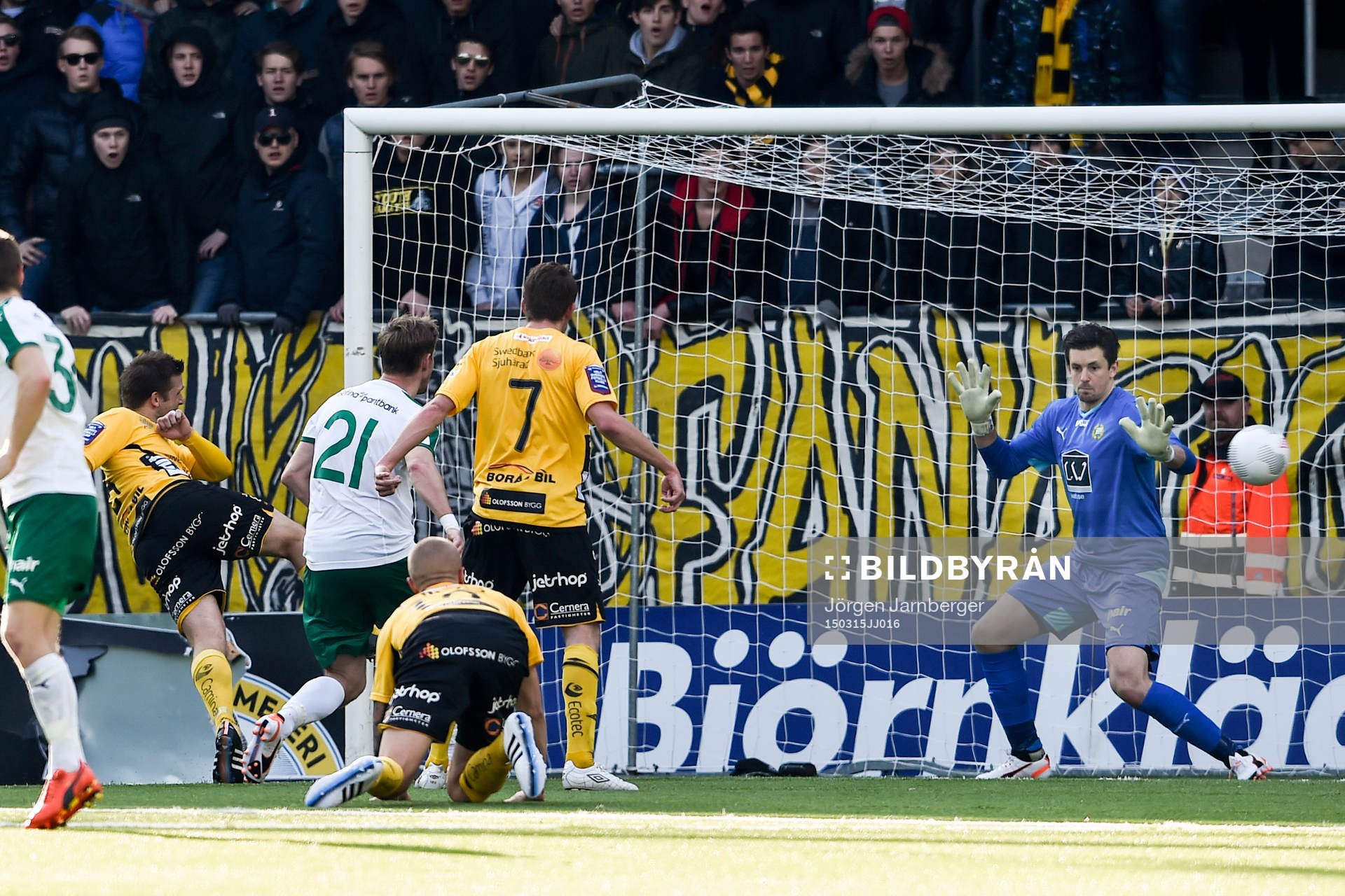 Elfsborgs Anders Svensson (tv) gör 2-0
