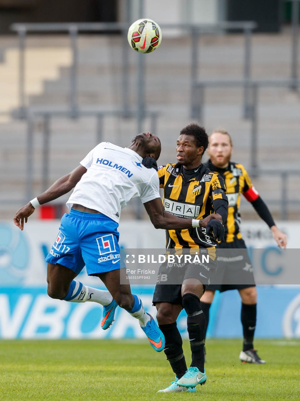 Norrköpings Alhaji Kamara och Häckens Mohammed Abubakari