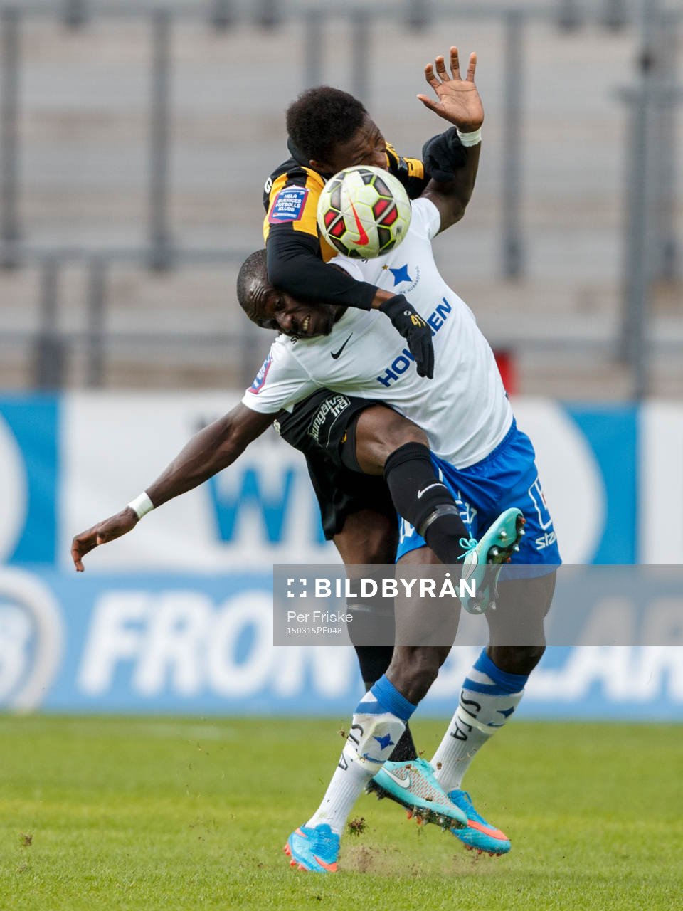 Norrköpings Alhaji Kamara och Häckens Mohammed Abubakari
