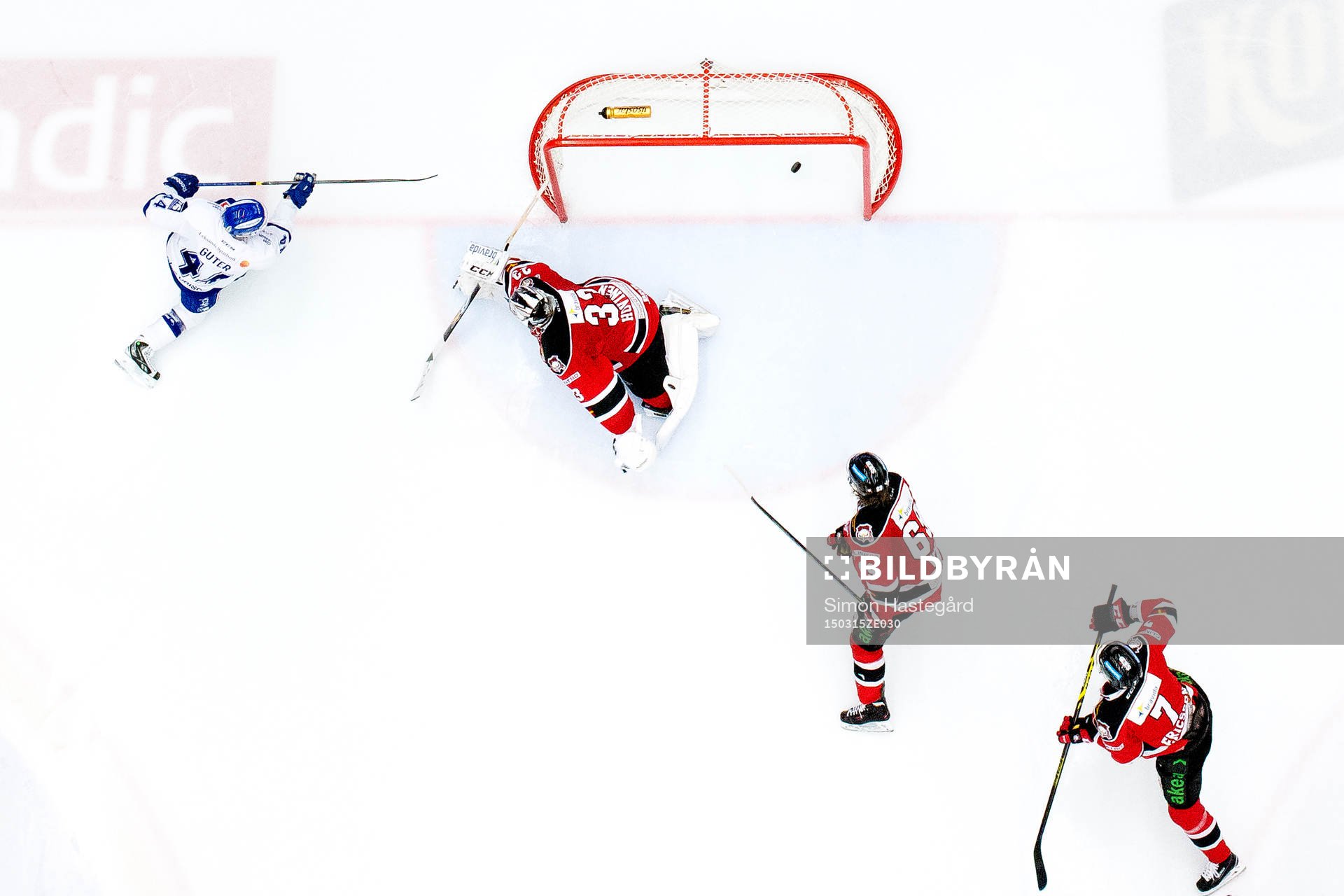 Leksands Mattias Guter gör 3-2 bakom Malmö Redhawks