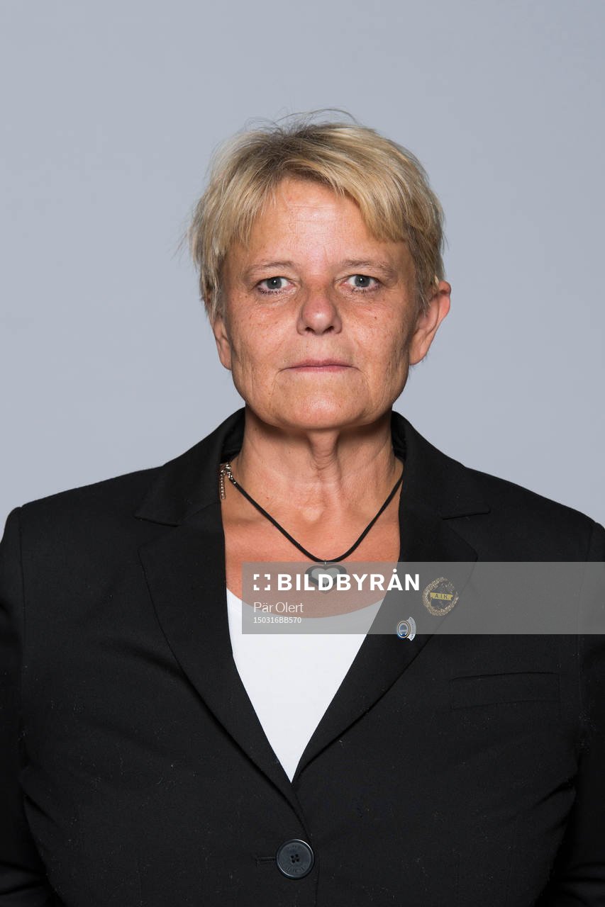 Mona Enander, lagledare AIK, poserar för ett porträtt den 16 mars 2015 i Stockholm.