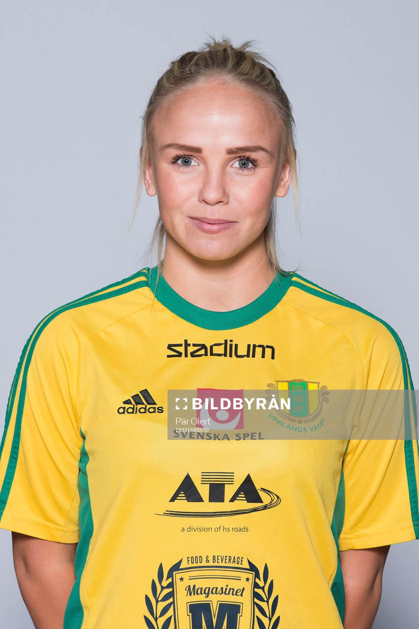 Michaela Carlsson, Bollstanäs