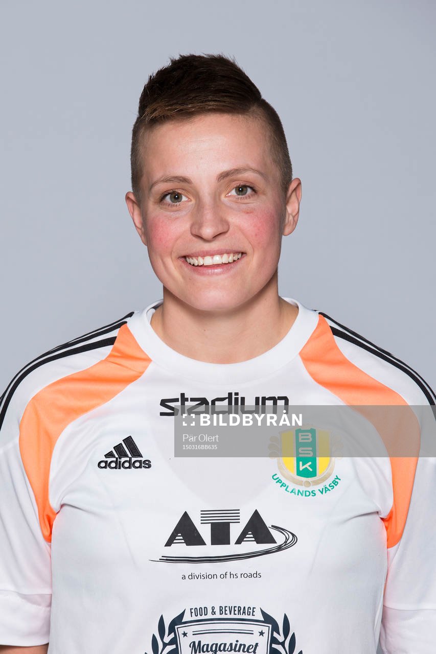 Pernilla Ebberyd, målvakt Bollstanäs, poserar för ett porträtt den 16 mars 2015 i Stockholm.