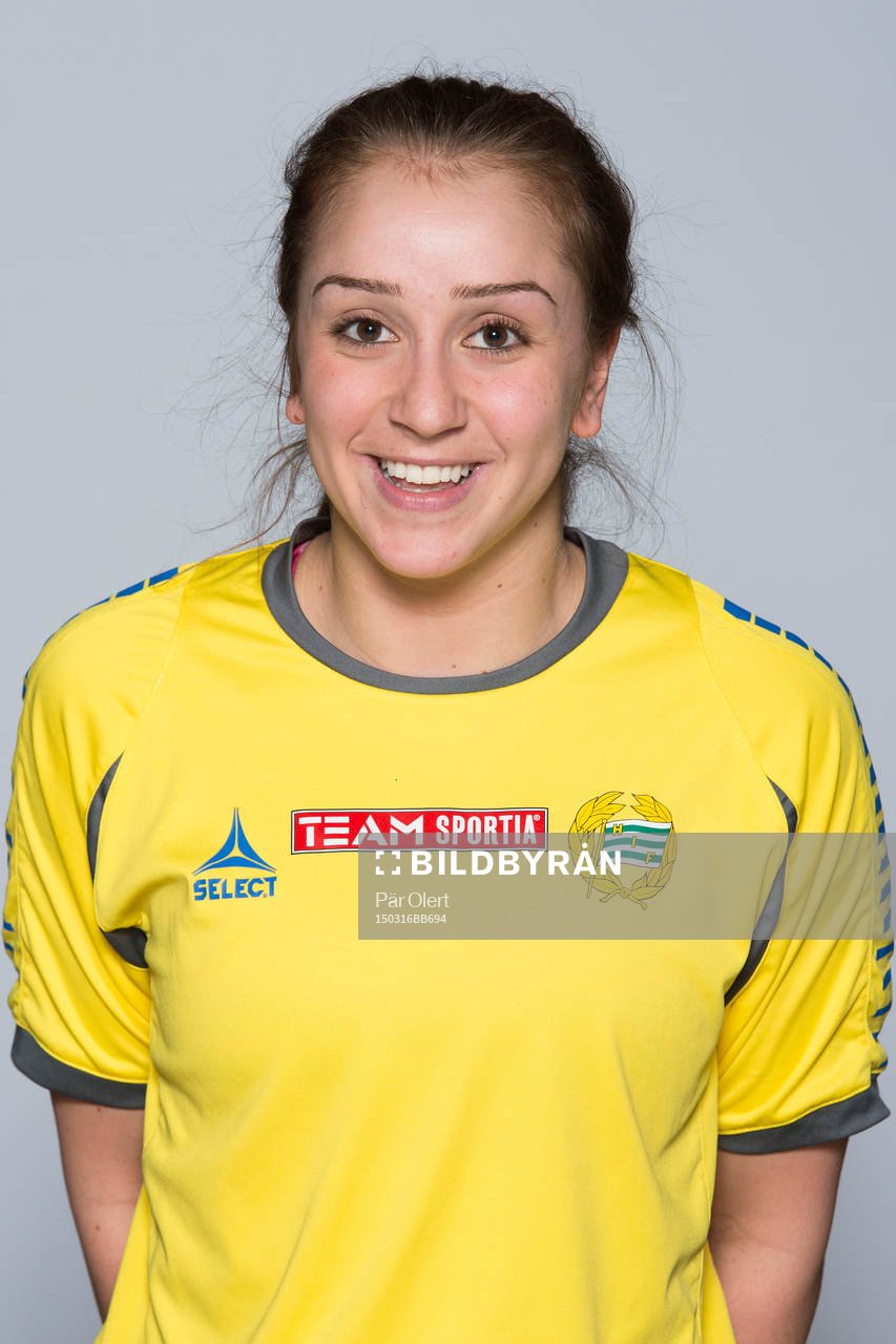 Patricia Kaldoyo, målvakt Hammarby, poserar för ett porträtt den 16 mars 2015 i Stockholm.