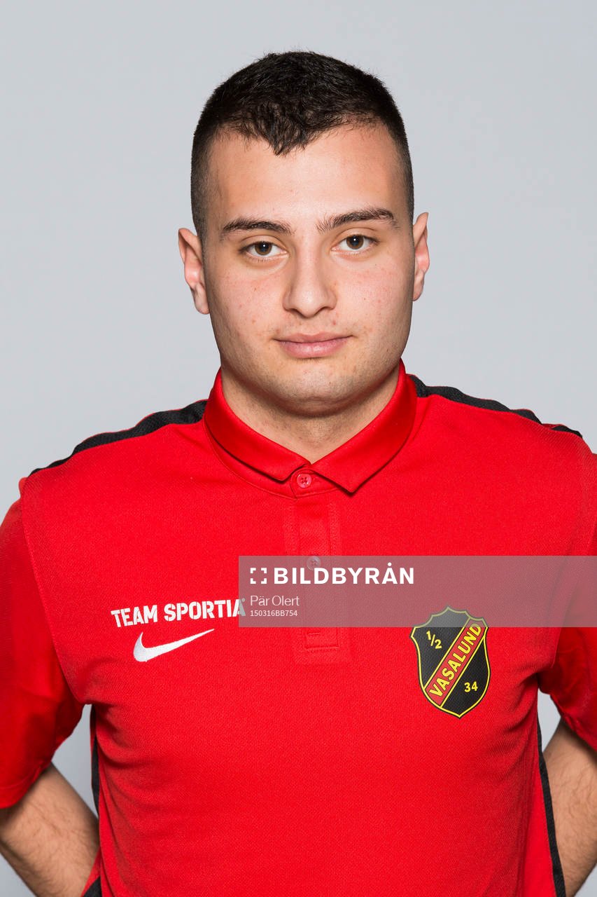 Ismail Kuzey, Vasalund