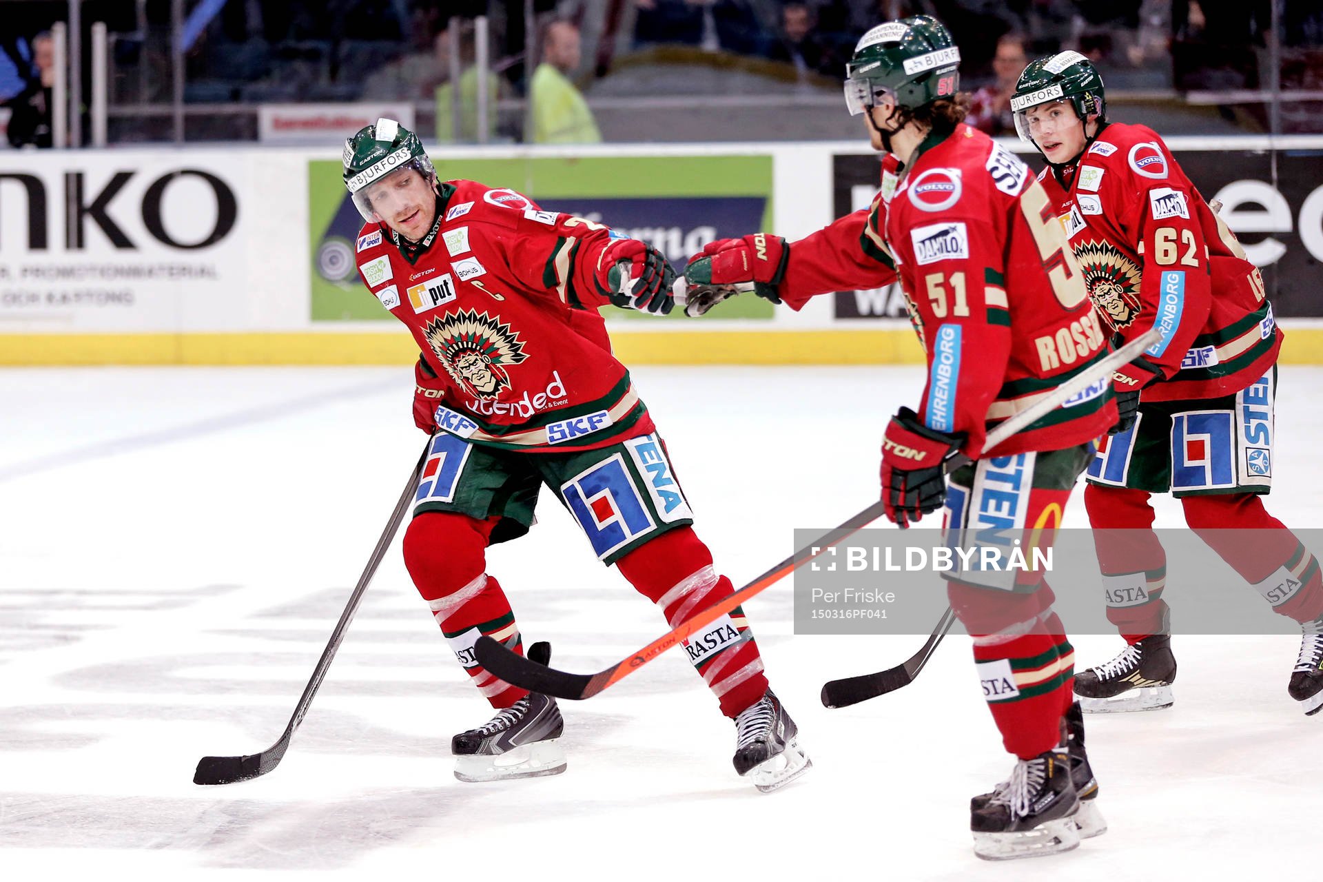 Frölundas Joel Lundqvist och Mats Rosseli Olsen  jublar