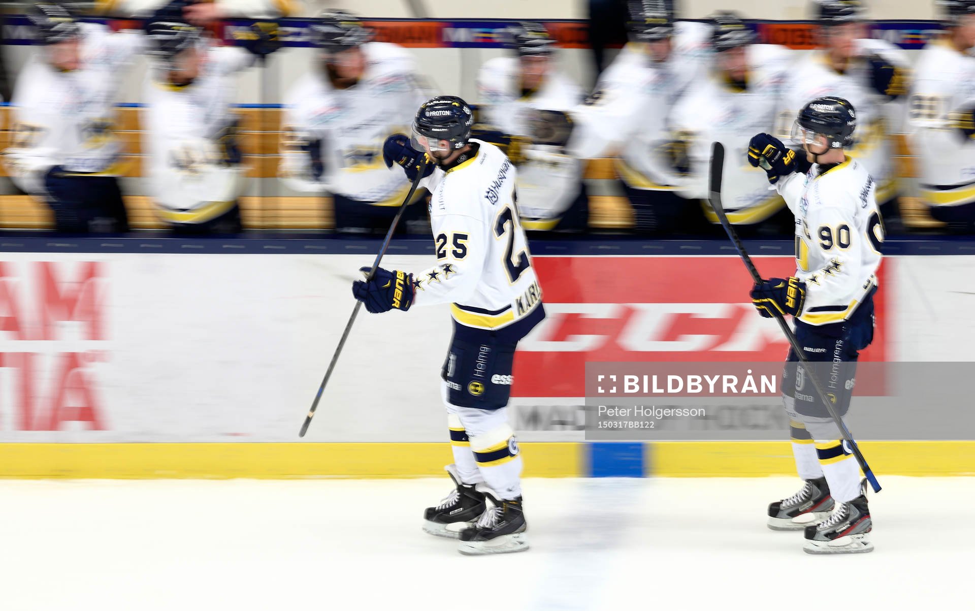 s Mattias Karlsson och Ted Brithén jublar