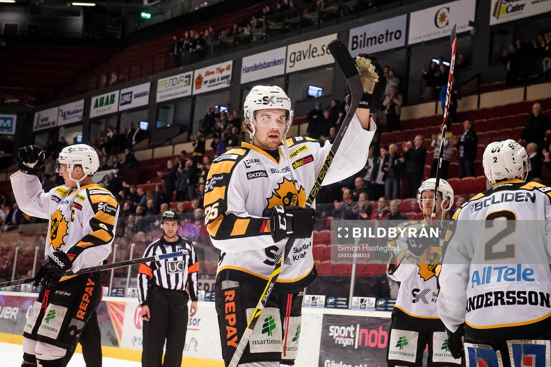 Skellefteås Axel Holmström jublar