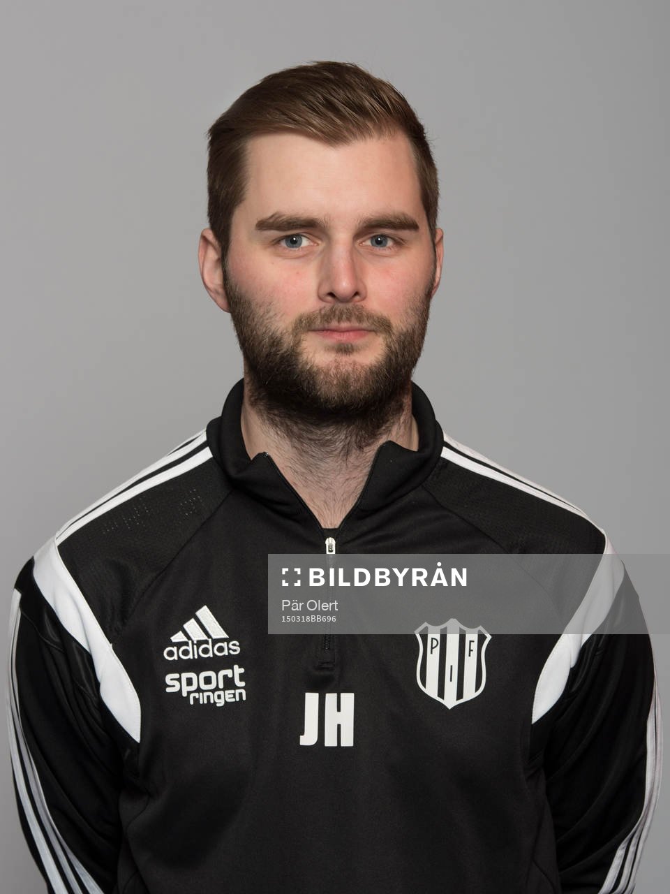 Jens Hedström tränare poserar för ett porträtt den 18 mars 2015 i Piteå.