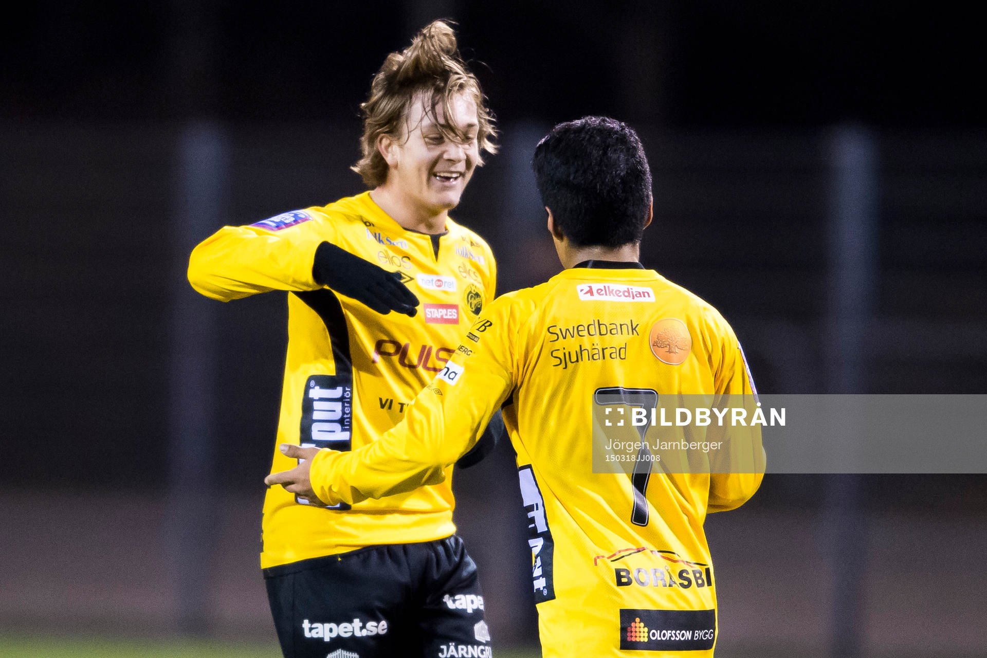 Elfsborgs Noel Jonsson (mitt i bild) jublar