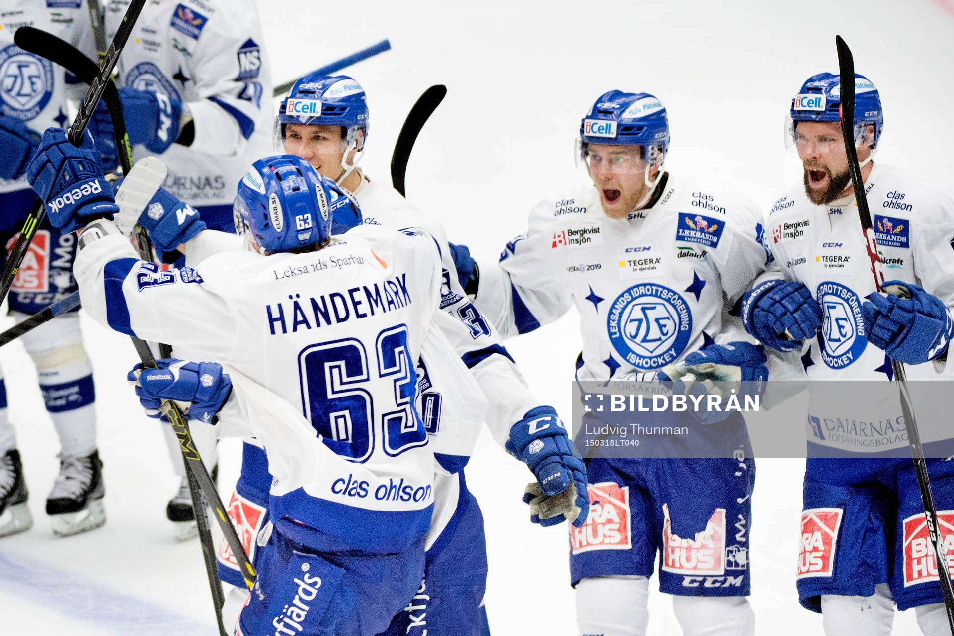 Leksands spelare firar segern