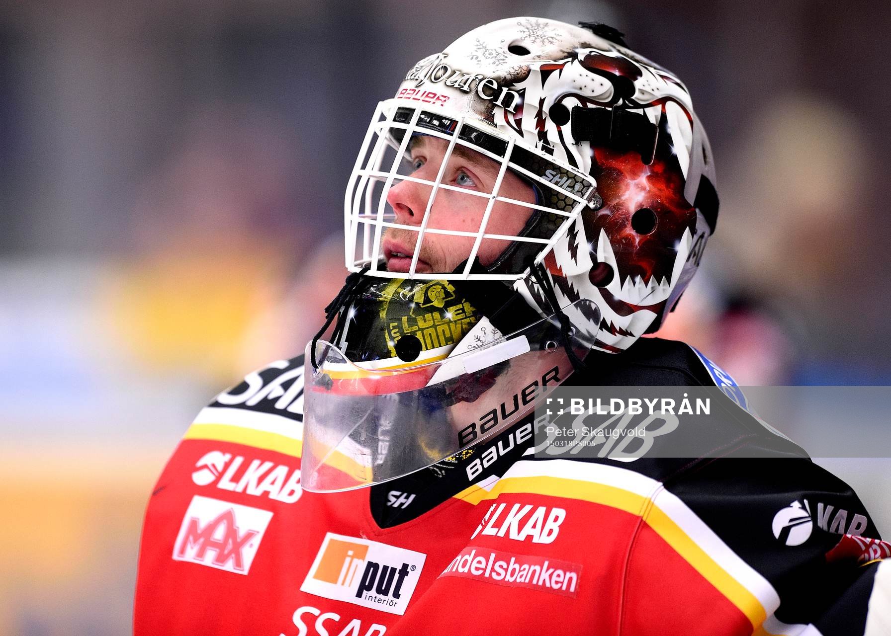 Luleås målvakt Daniel Larsson på uppvärmningen
