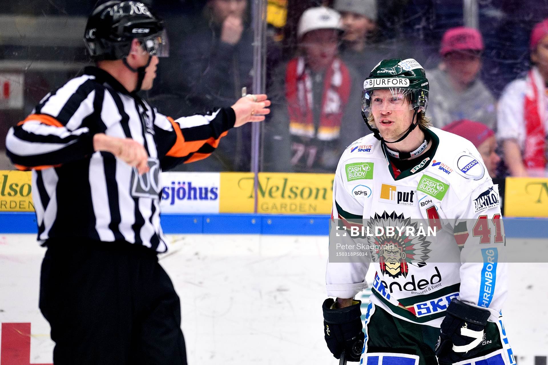 Frölundas Mathis Olimb blir utvisad