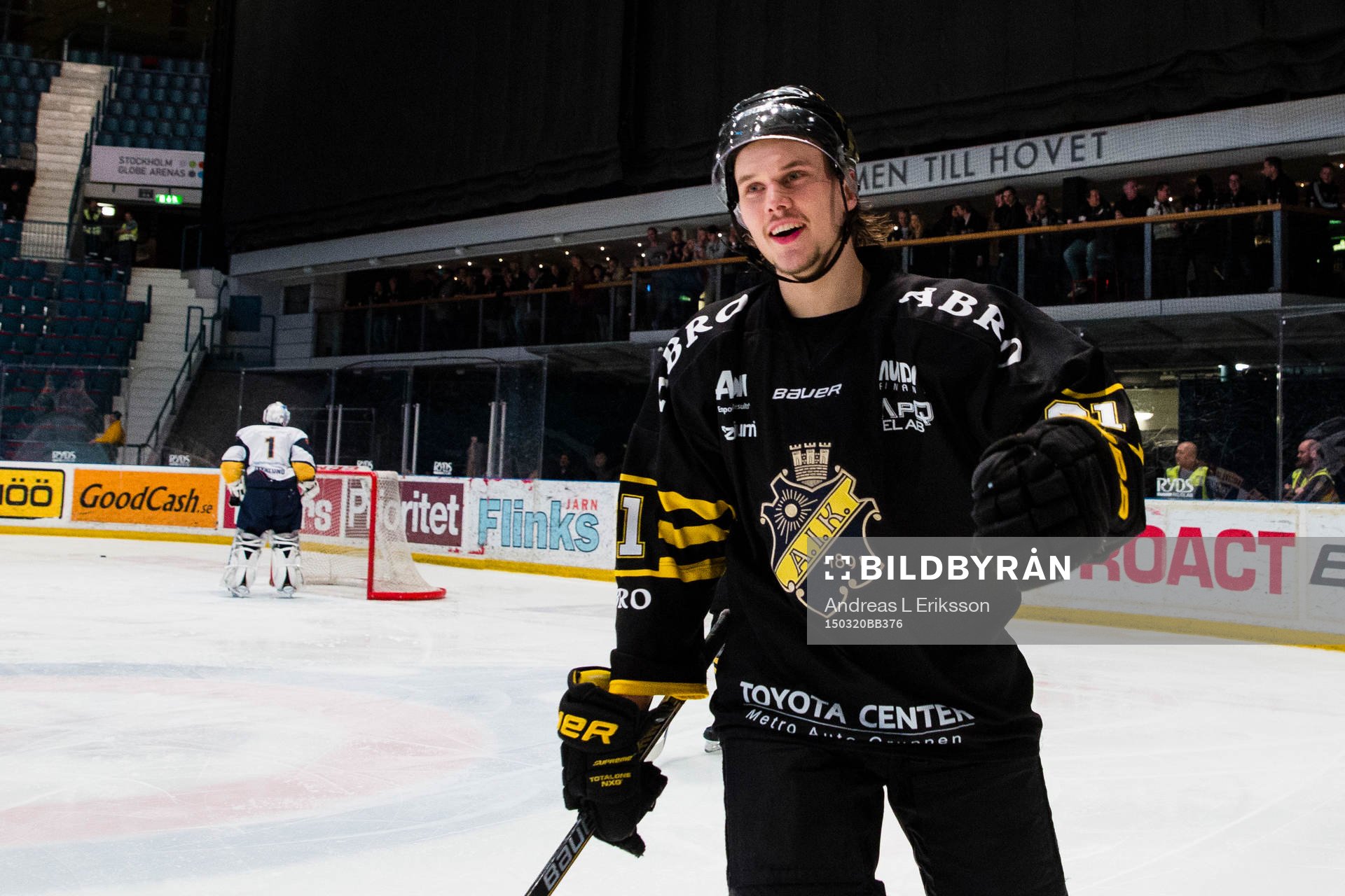 s Daniel Olsson Trkulja jublar