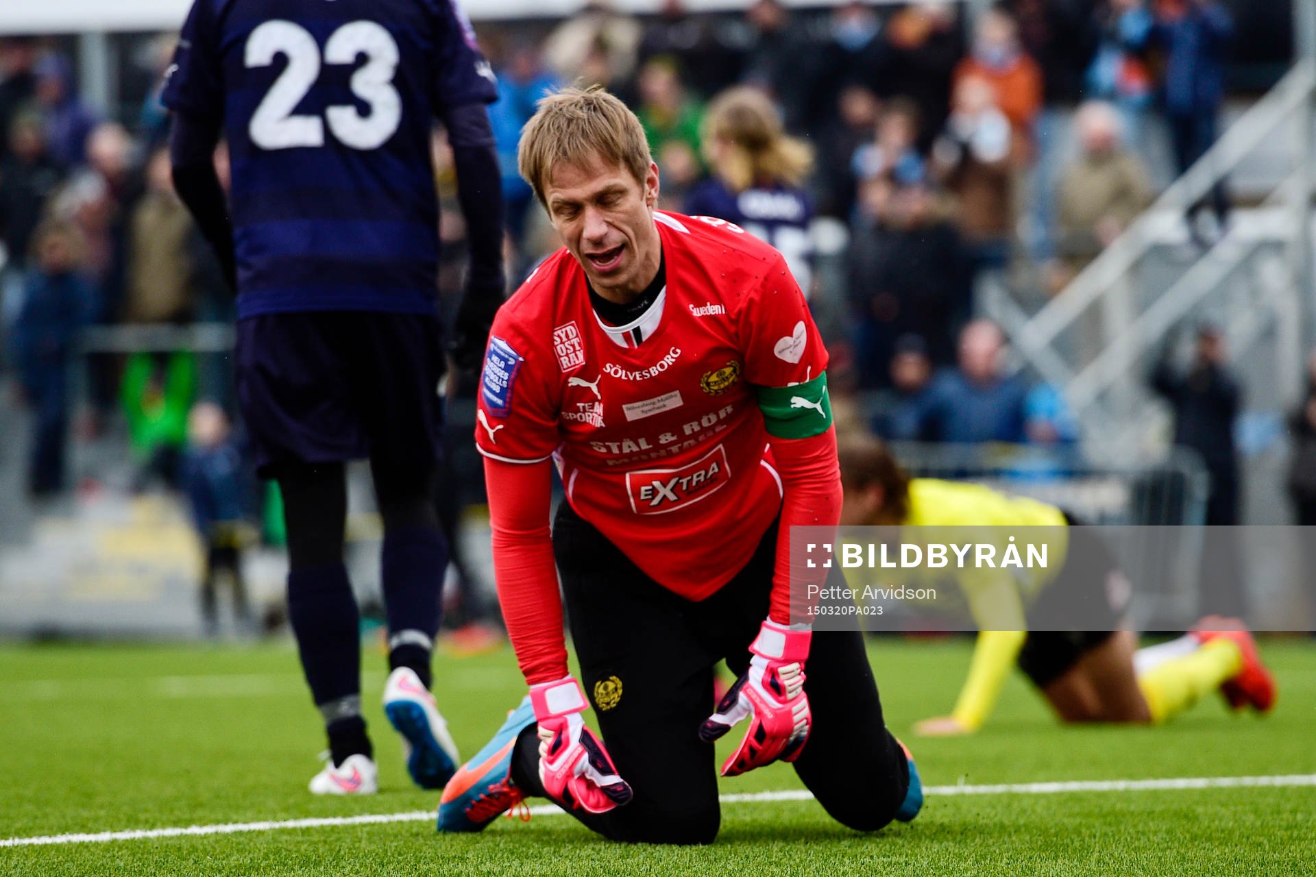 Mjällbys målvakt Mattias Asper deppar