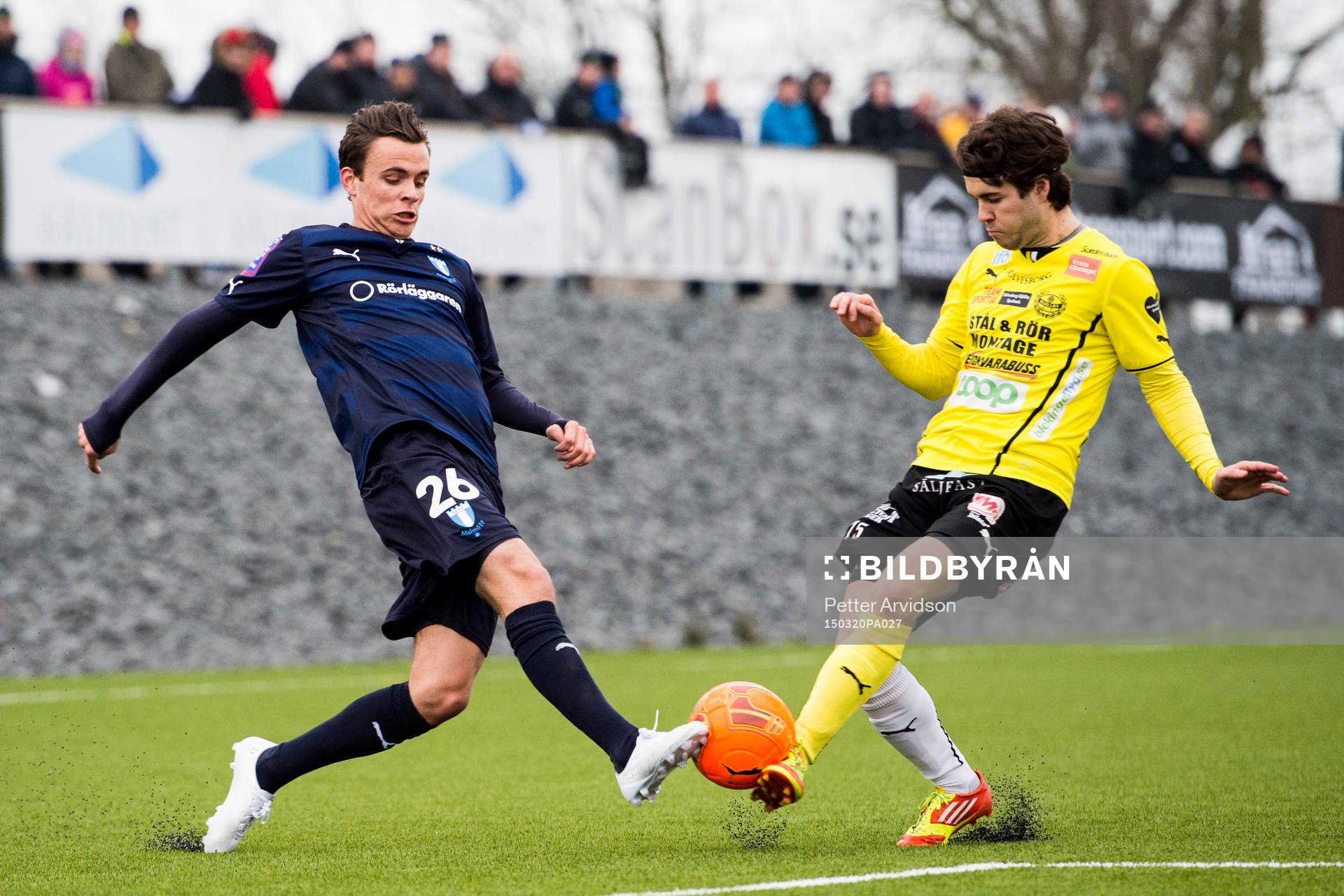 Malmö FFs Andreas Vindheim och Mjällbys Edis Agelius