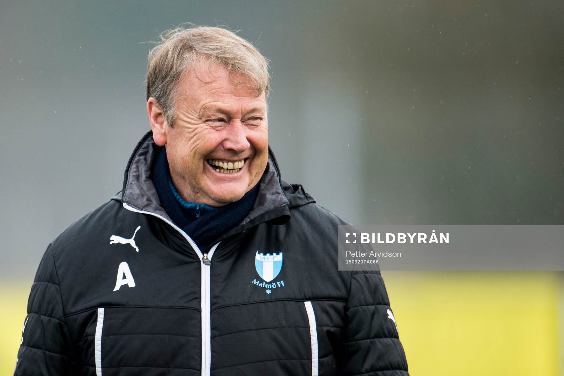 Malmö FFs tränare Åge Hareide skrattar