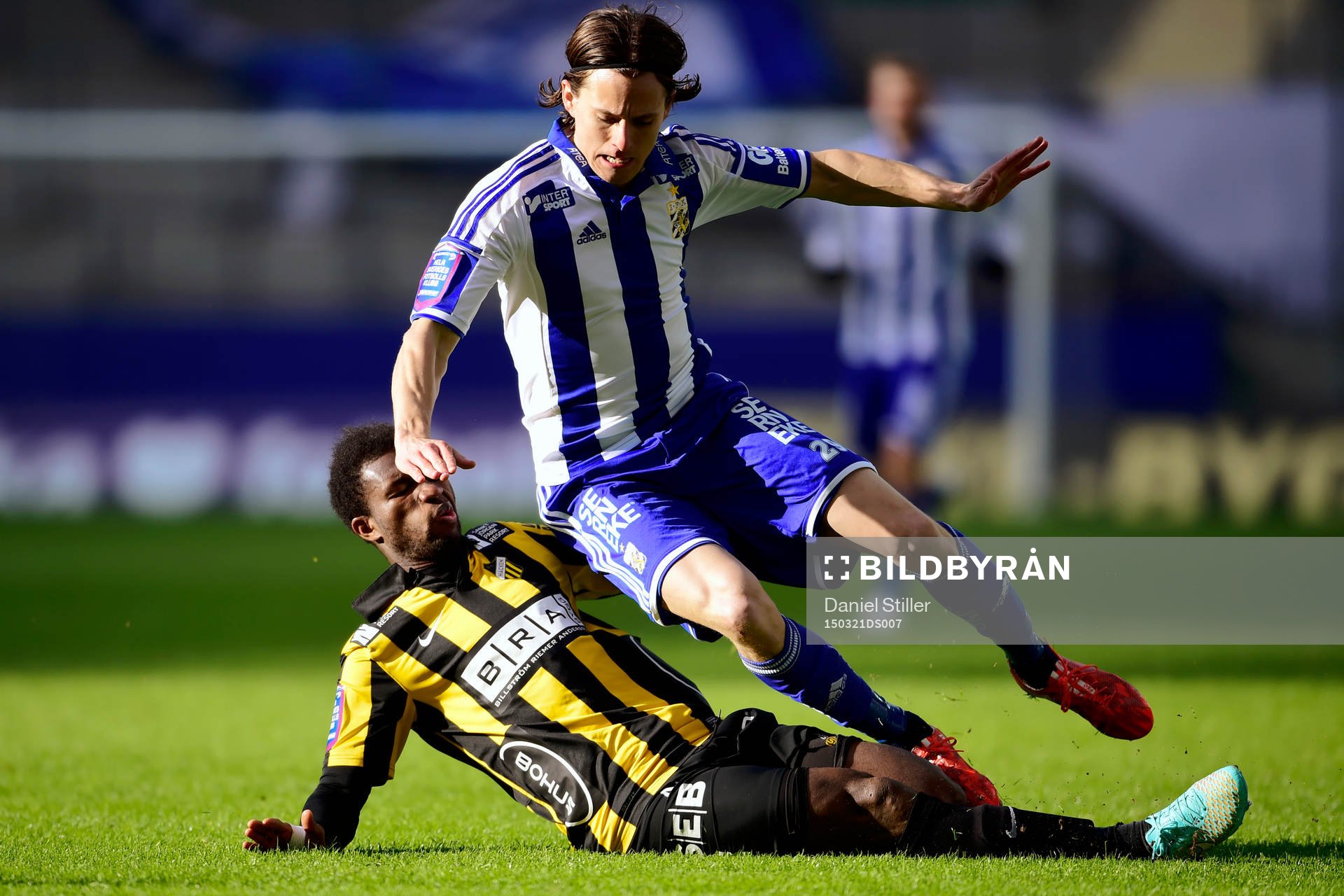 Häckens Mohammed Abubakari och IFK Göteborgs Lasse Vibe