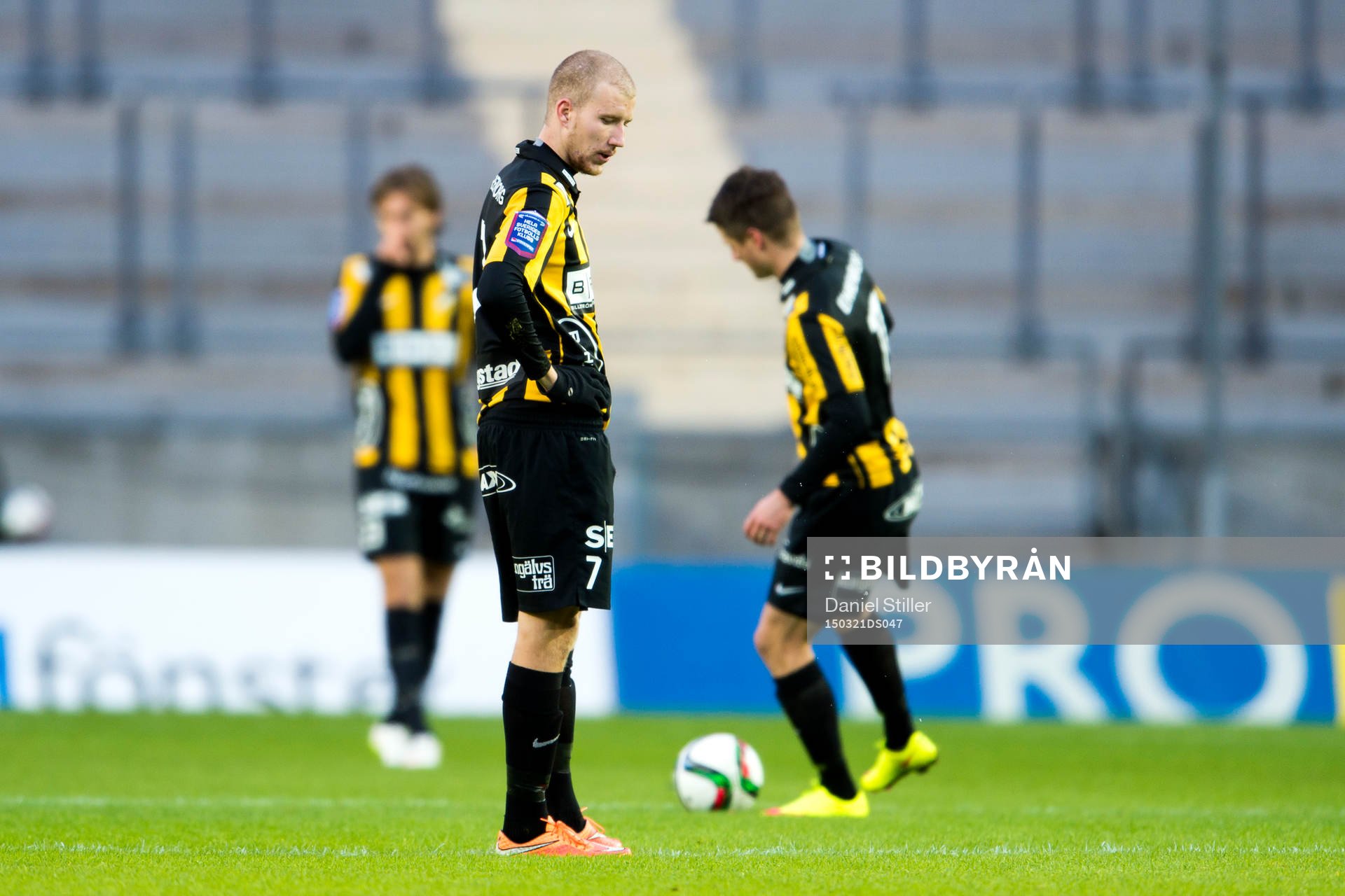 Häckens Simon Gustavsson deppar