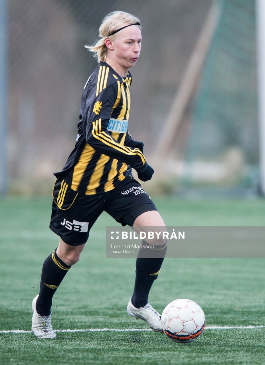  i träningsmatchen i fotboll mellan IFK Kristianstad och Kristianstads FF i Förslöv 21 mars 2015.