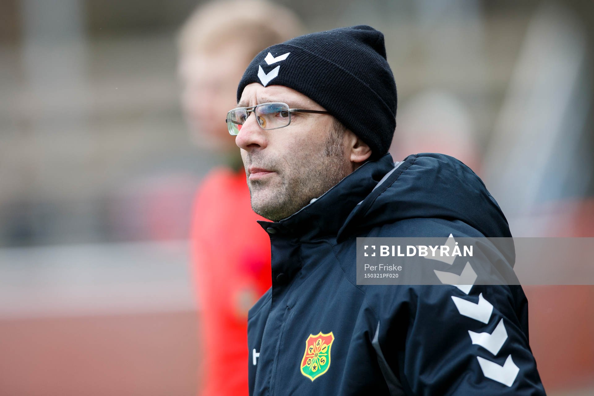 Gais tränare Peo Ljung under träningsmatchen i fotboll mellan Utsikten och Gais den 21 mars 2015 i Göteborg.