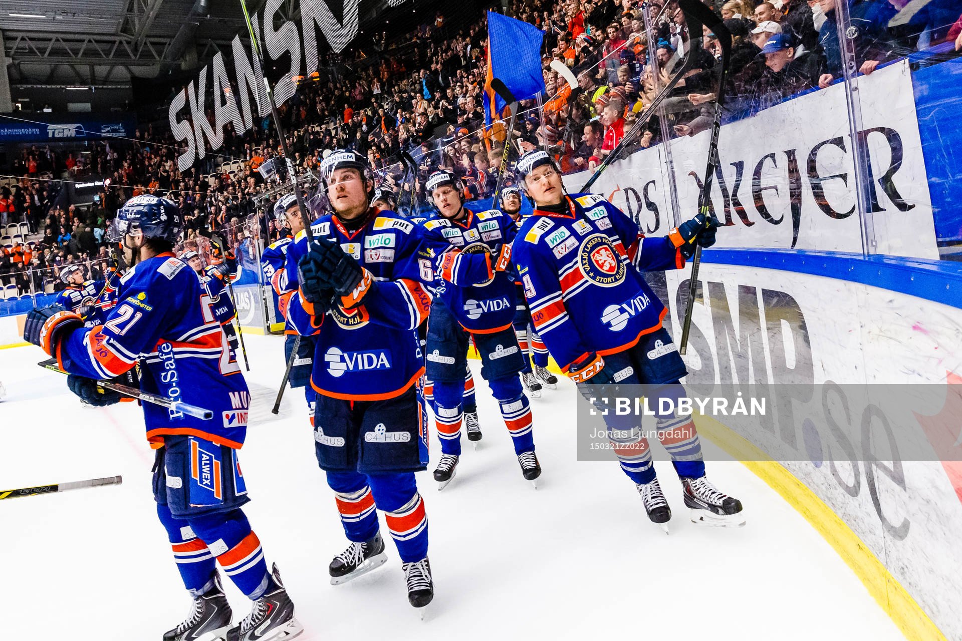 Växjös spelare firar