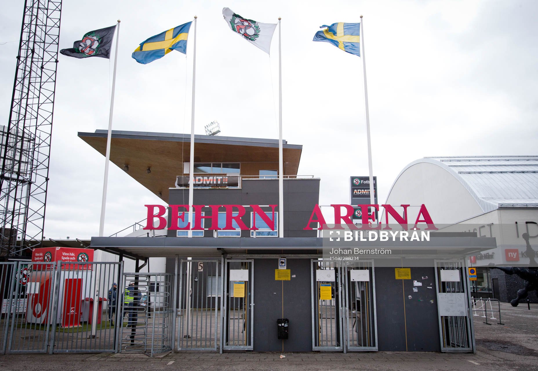 Behrn Arenas exteriör en timma innan fotbollsmatchen i Svenska cupen mellan Örebro och Elfsborg den 22 mars 2015 i Örebro.