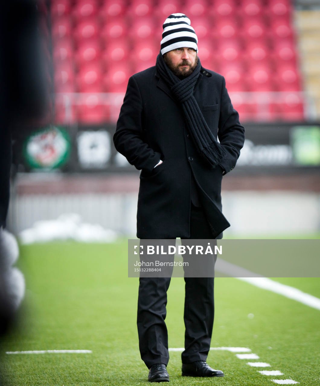 Örebros tränare Alexander Axén under fotbollsmatchen i Svenska cupen mellan Örebro och Elfsborg den 22 mars 2015 i Örebro.
