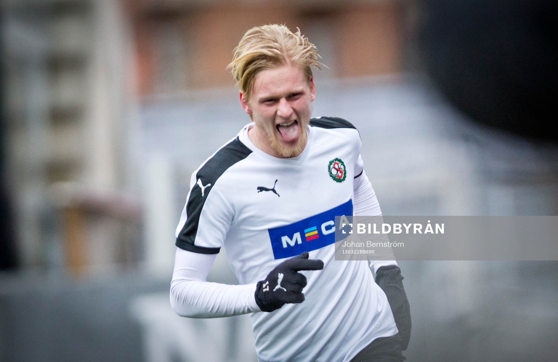 Örebros Karl Holmberg gör 2-0 och jublar