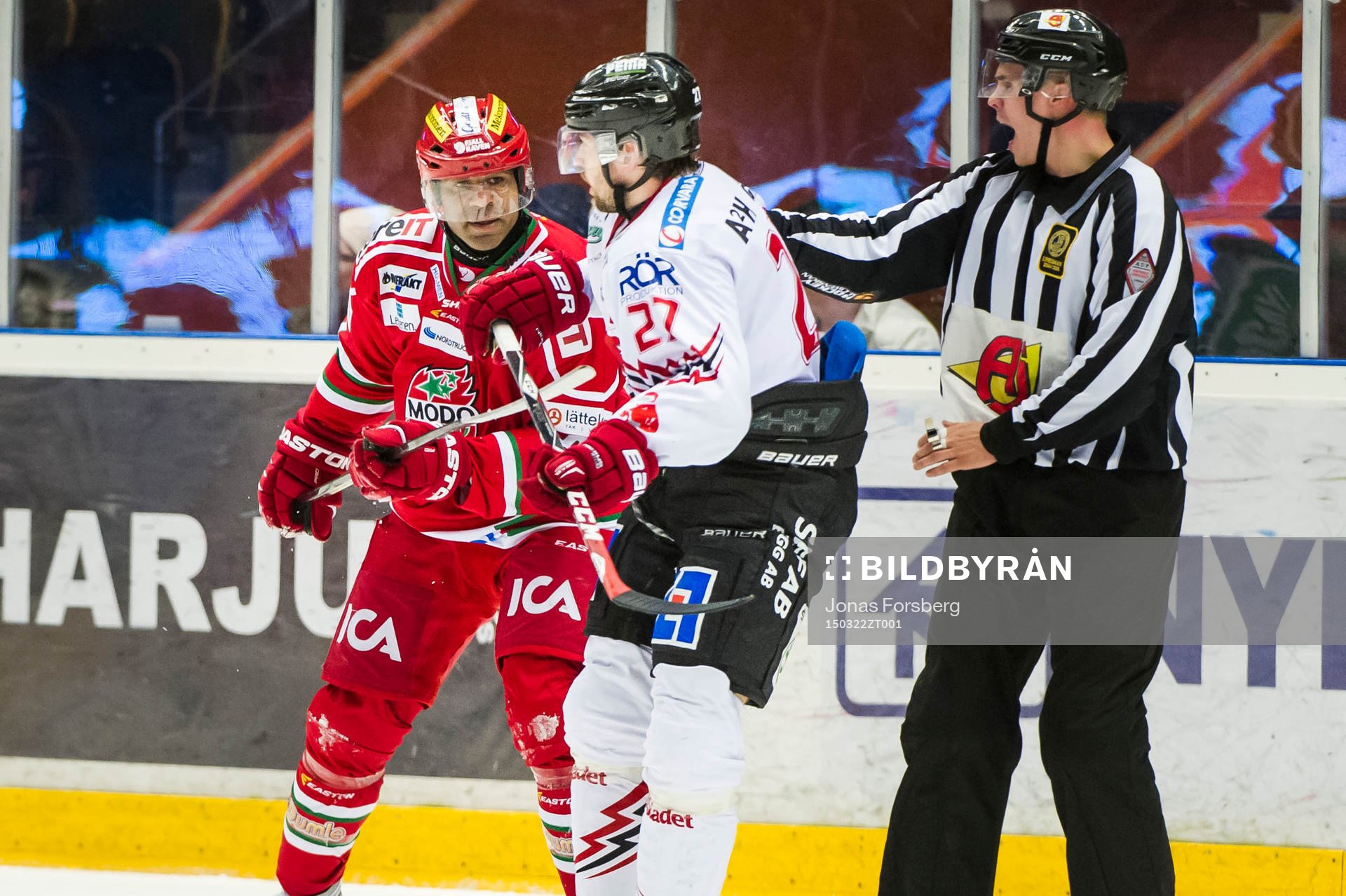 Modos Donald Brashear bråkar med Albin Lorentzon