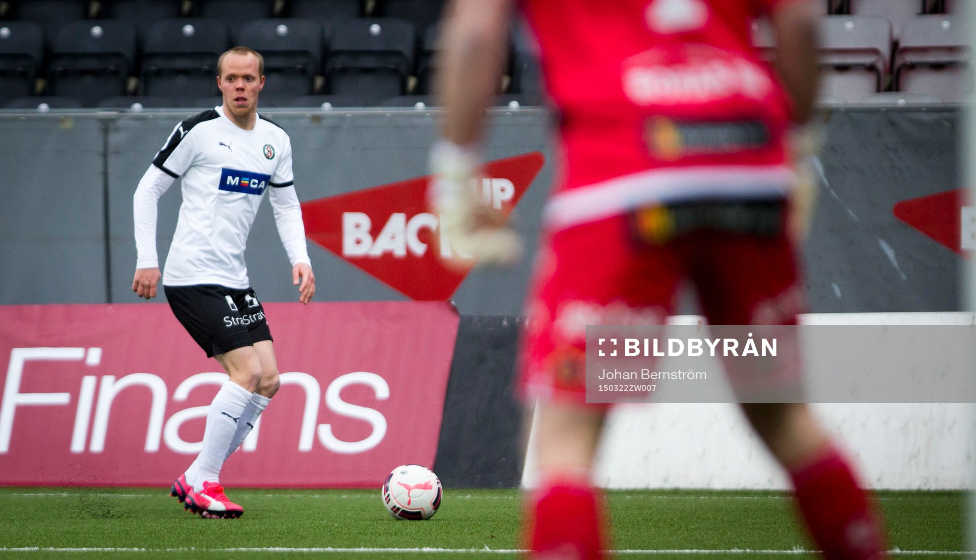 Örebros Patrik Haginge under fotbollsmatchen i Svenska cupen mellan Örebro och Elfsborg den 22 mars 2015 i Örebro.