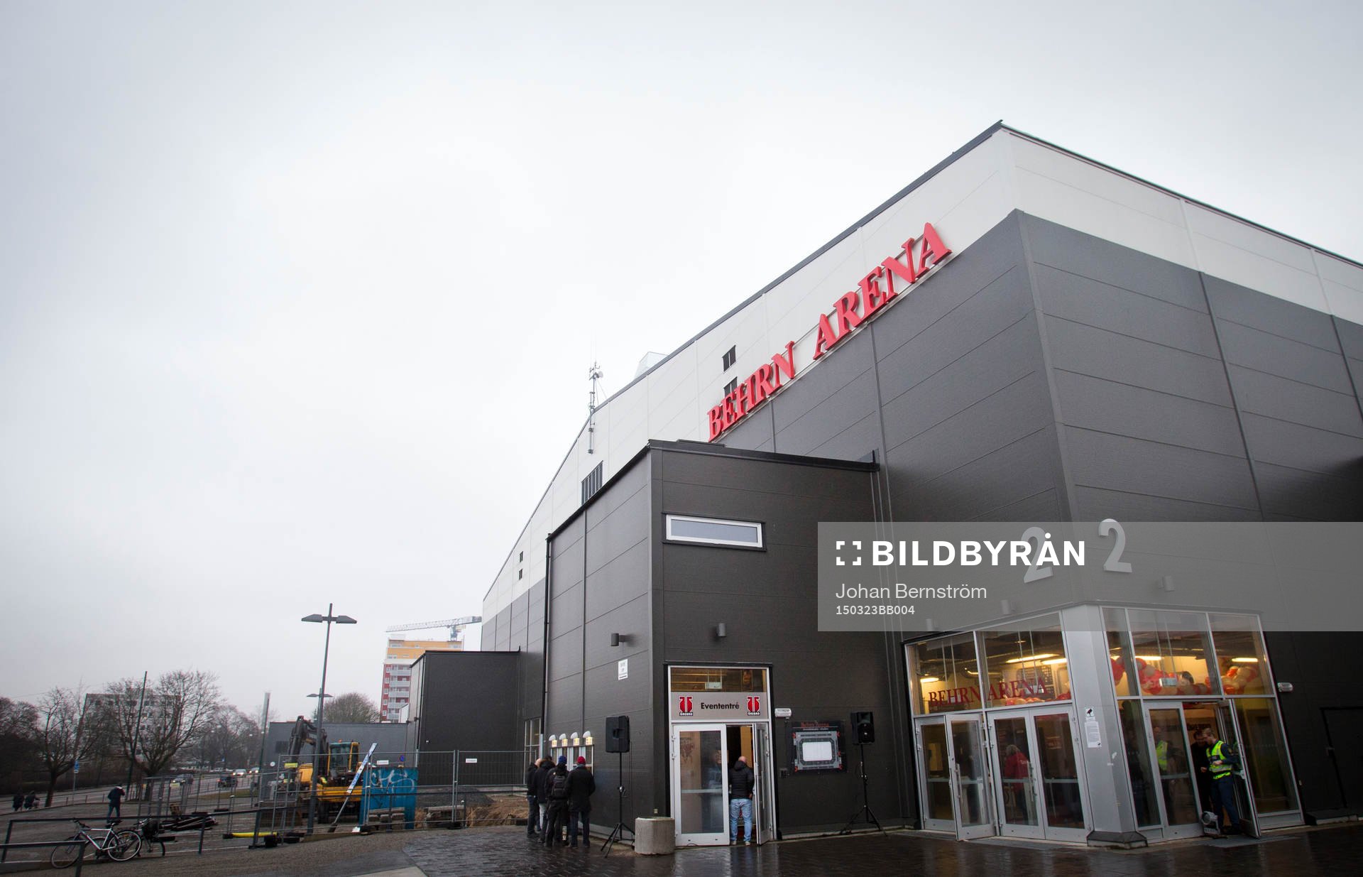 Mulet väder utanför Behrn Arena