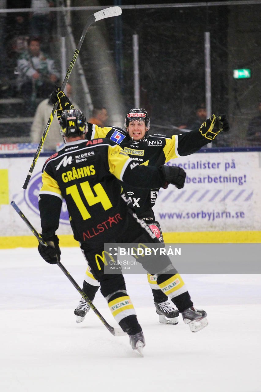 Västerås Stefan Gråhns jublar