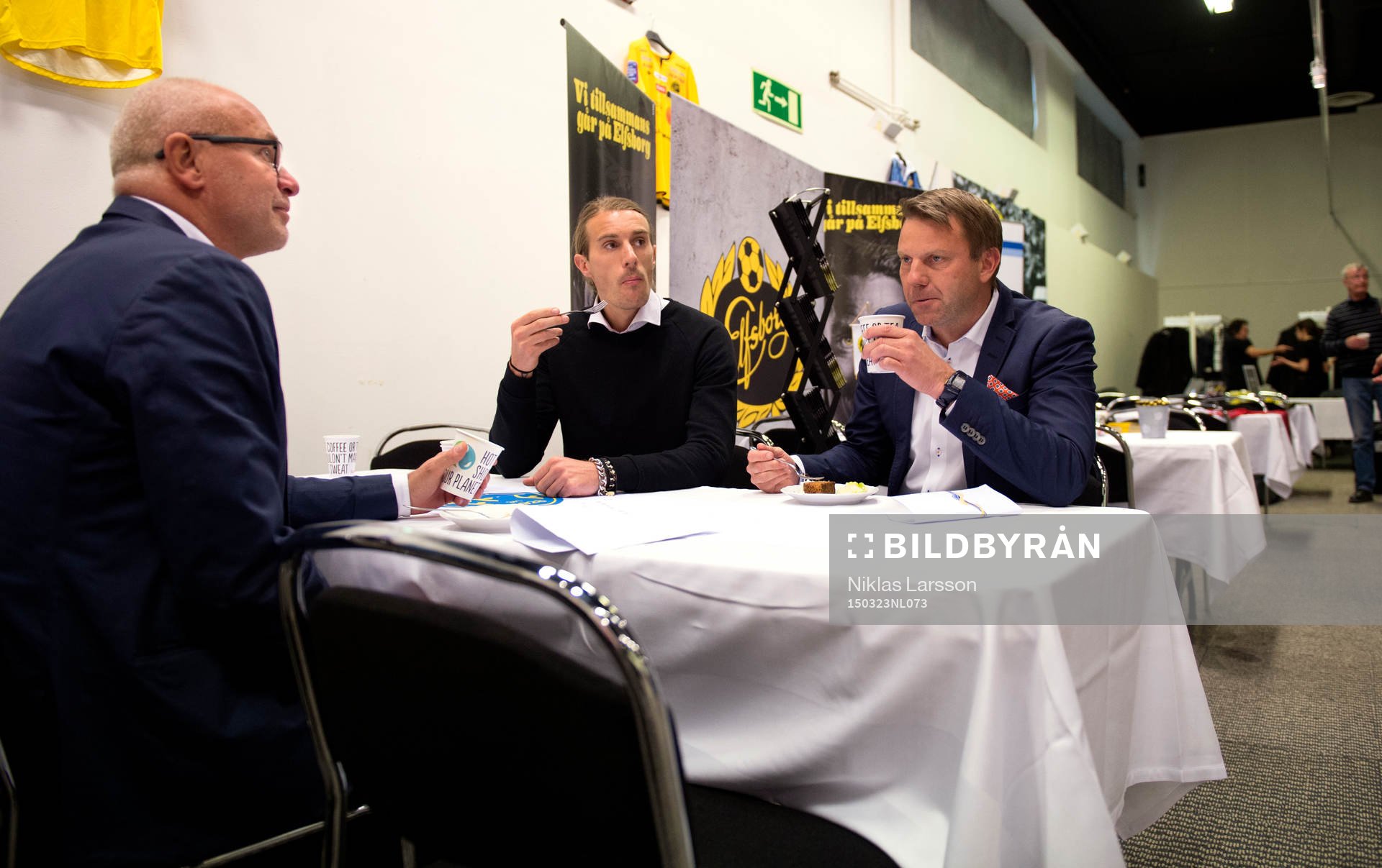 Tobias Carlsson och Hans Eklund, tränare Falkenberg under upptaktsträffen inför Allsvenskan i fotboll den 23 mars 2015 i Stockholm.