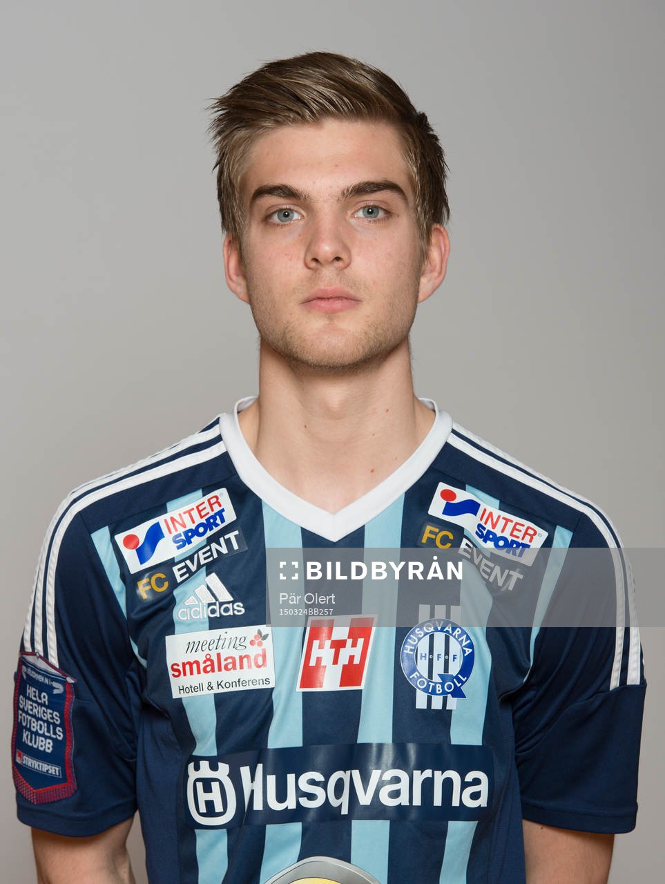 Amer Eriksson Ibragic poserar för ett porträtt den 24 mars 2015 i Husqvarna.
