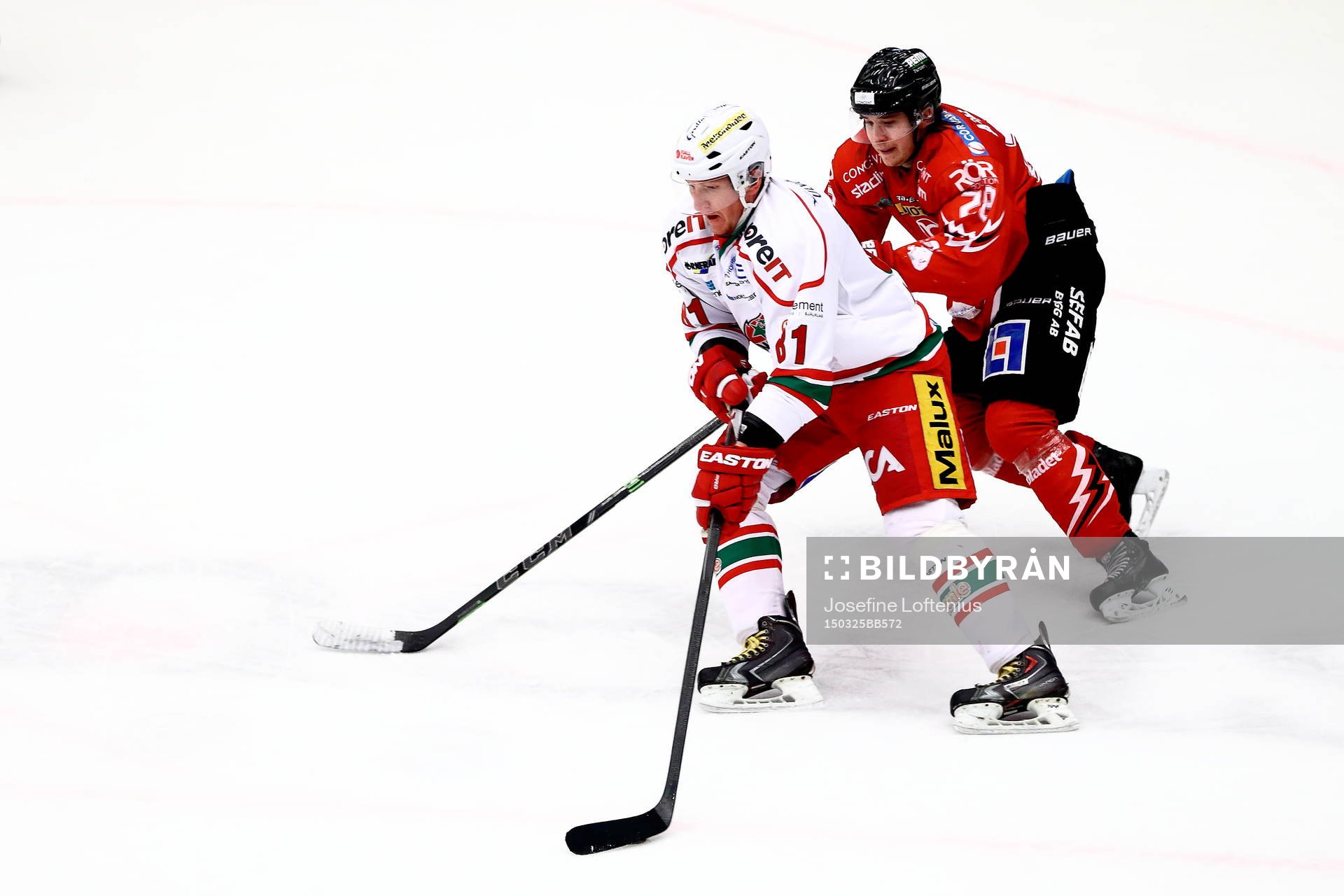 s Marcel Hossa och Vita Hästens Wilhelm Westlund