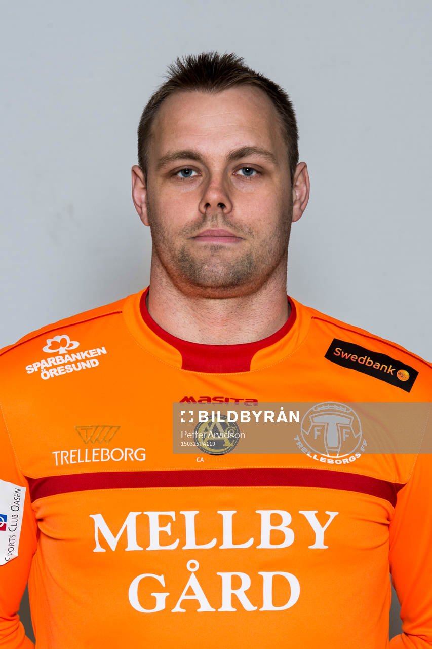 Trelleborgs målvakt Fredrik Fritz Persson poserar för ett porträtt under en fotografering den 25 mars 2015 i Trelleborg.